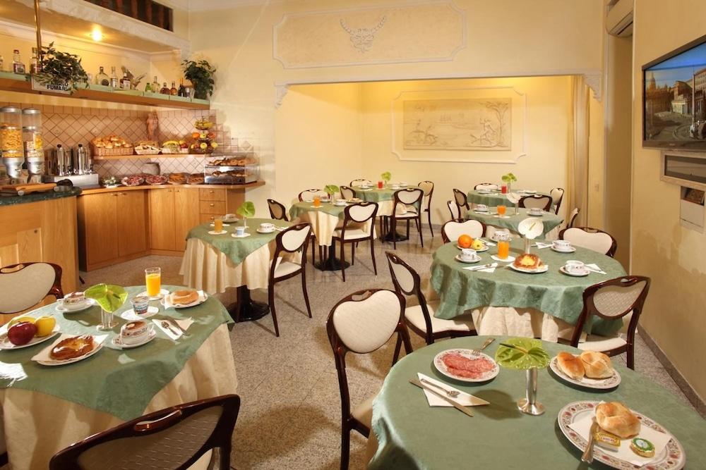 Hotel Dorica Róma Kültér fotó